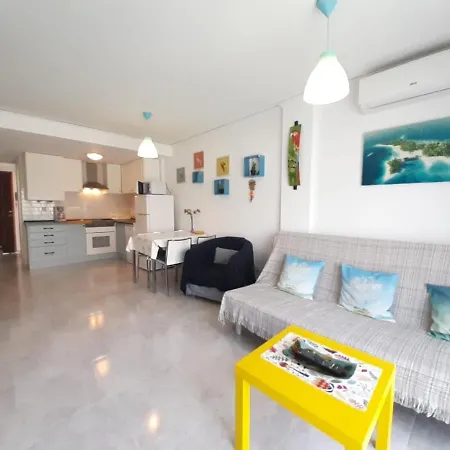 Tropicana Apartment *